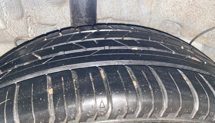 2025 Hyundai NEW I20 SPORTZ 1.2 MT, Petrol, Manual, 5,349 km, Right Rear Tyre Tread