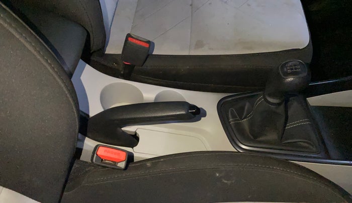 2025 Hyundai NEW I20 SPORTZ 1.2 MT, Petrol, Manual, 5,349 km, Gear Lever