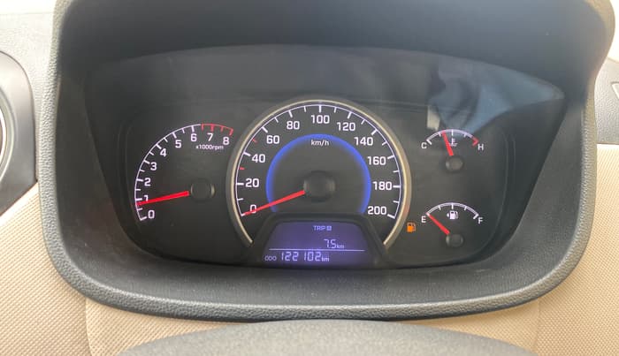 2017 Hyundai Grand i10 SPORTZ (O) 1.2 KAPPA VTVT, Petrol, Manual, 1,22,102 km, Odometer Image