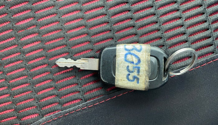 2018 Renault Duster RXS CVT, Petrol, Automatic, 30,676 km, Key Close Up