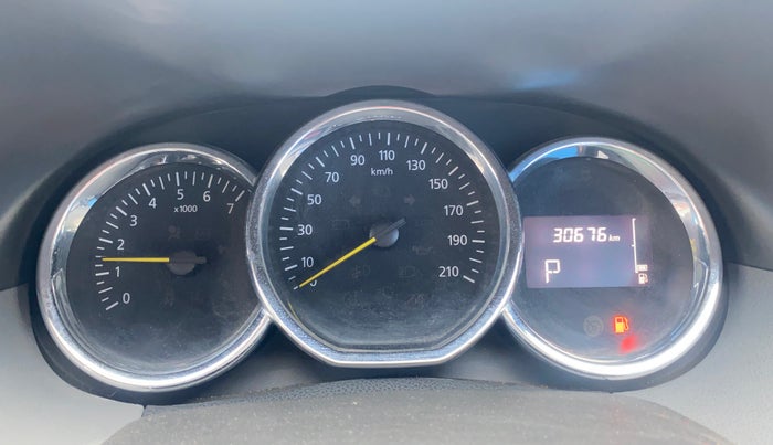 2018 Renault Duster RXS CVT, Petrol, Automatic, 30,676 km, Odometer Image