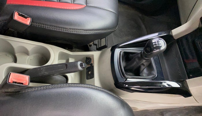 2016 Ford Ecosport TREND 1.5L DIESEL, Diesel, Manual, 1,47,425 km, Gear Lever