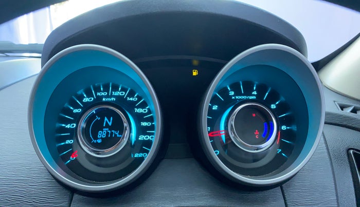 2016 Mahindra XUV500 W6, Diesel, Manual, 88,750 km, Odometer Image