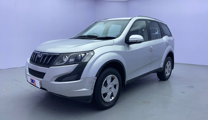 2016 Mahindra XUV500 W6, Diesel, Manual, 88,750 km, Left Front Diagonal