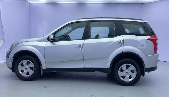 2016 Mahindra XUV500 W6, Diesel, Manual, 88,750 km, Left Side