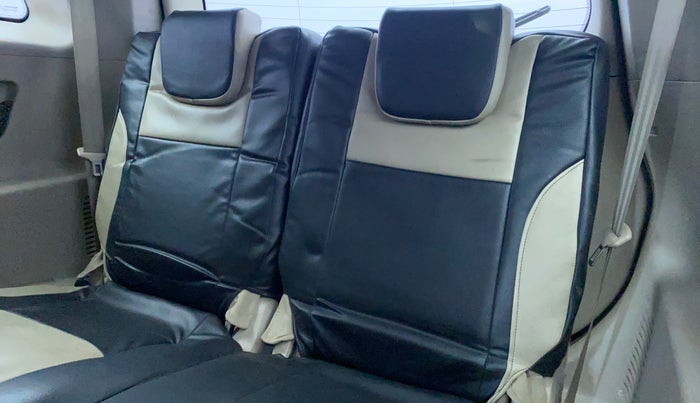 2016 Mahindra XUV500 W6, Diesel, Manual, 88,750 km, Third Seat Row ( optional )