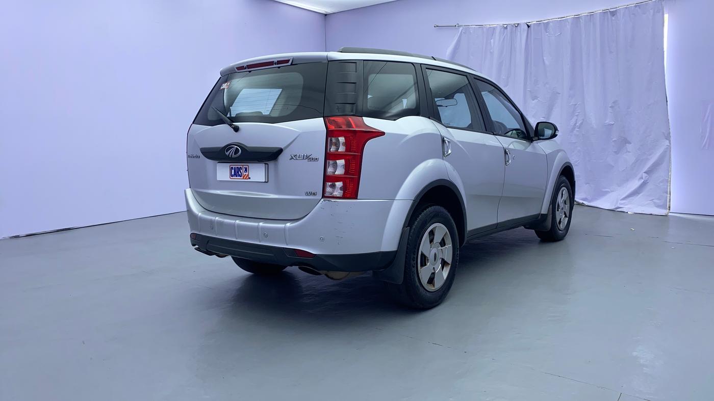 2016 Mahindra XUV500 W6, Diesel, Manual, 88,750 km, Right Back Diagonal