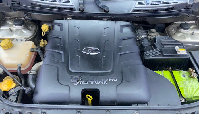 2016 Mahindra XUV500 W6, Diesel, Manual, 88,750 km, Open Bonet