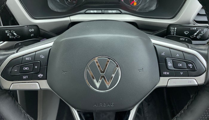 2022 Volkswagen TAIGUN HIGHLINE 1.0 TSI AT, Petrol, Automatic, 16,138 km, Paddle Shifters