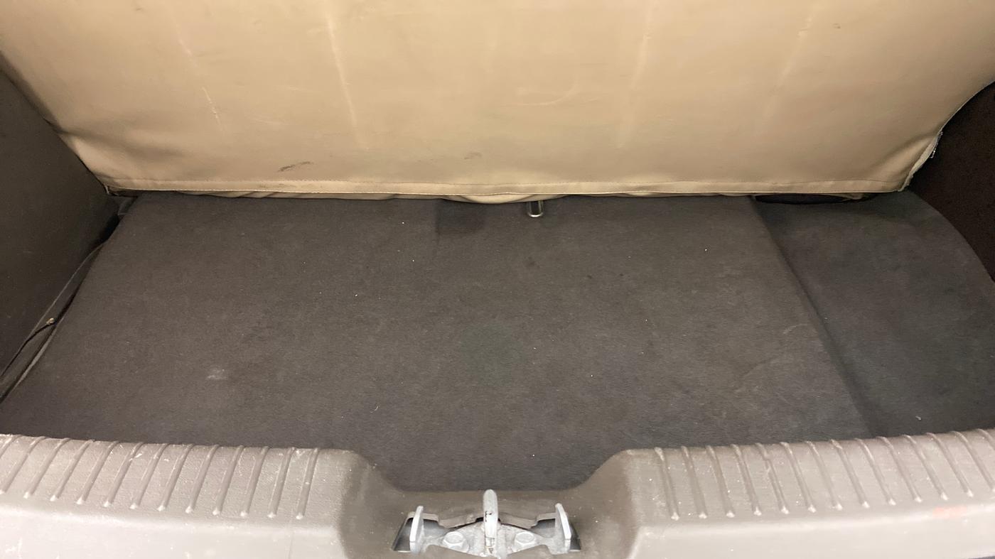 2010 Hyundai i10 SPORTZ 1.2, Petrol, Manual, 97,941 km, Boot Inside