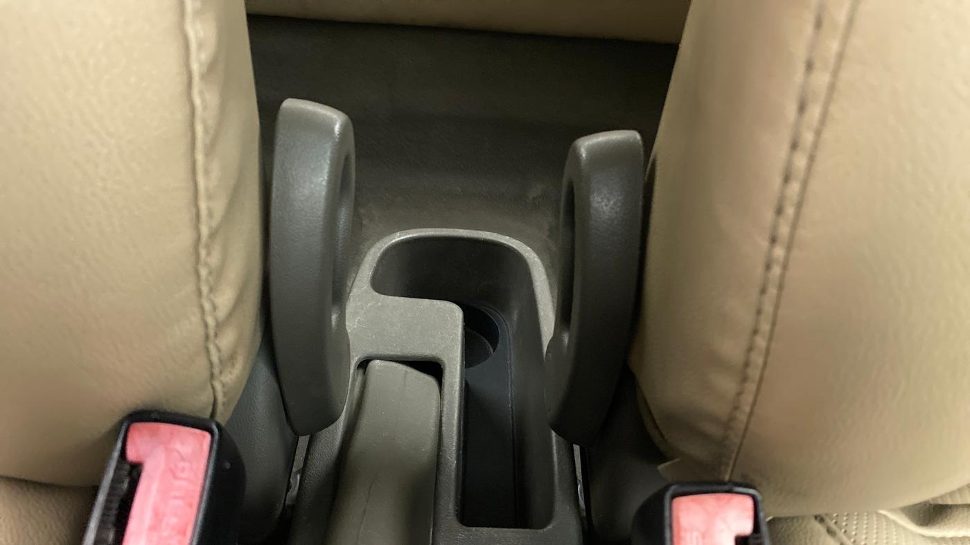 2010 Hyundai i10 SPORTZ 1.2, Petrol, Manual, 97,941 km, Driver Side Adjustment Panel