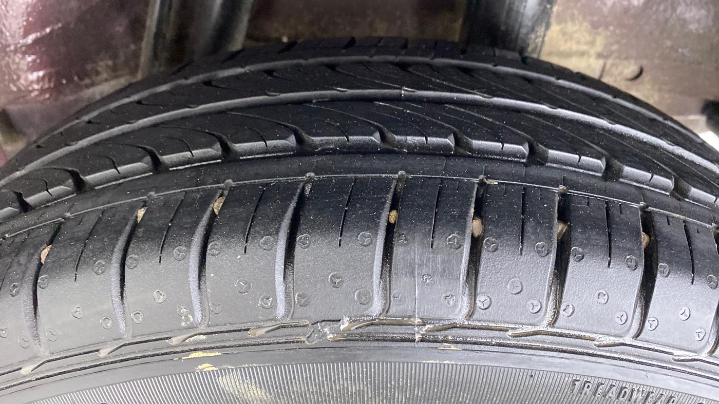 2017 Honda Jazz 1.2L I-VTEC V AT, Petrol, Automatic, 61,636 km, Left Rear Tyre Tread