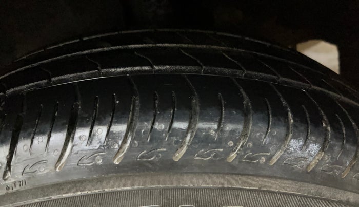 2021 Maruti Baleno DELTA PETROL 1.2, Petrol, Manual, 47,814 km, Left Rear Tyre Tread