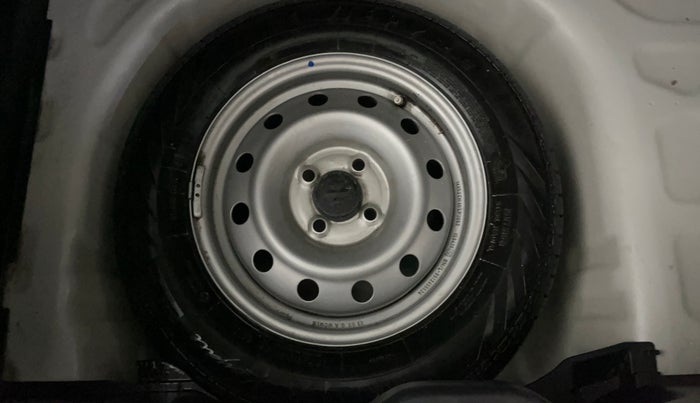 2023 Maruti Swift LXI, Petrol, Manual, 22,795 km, Spare Tyre