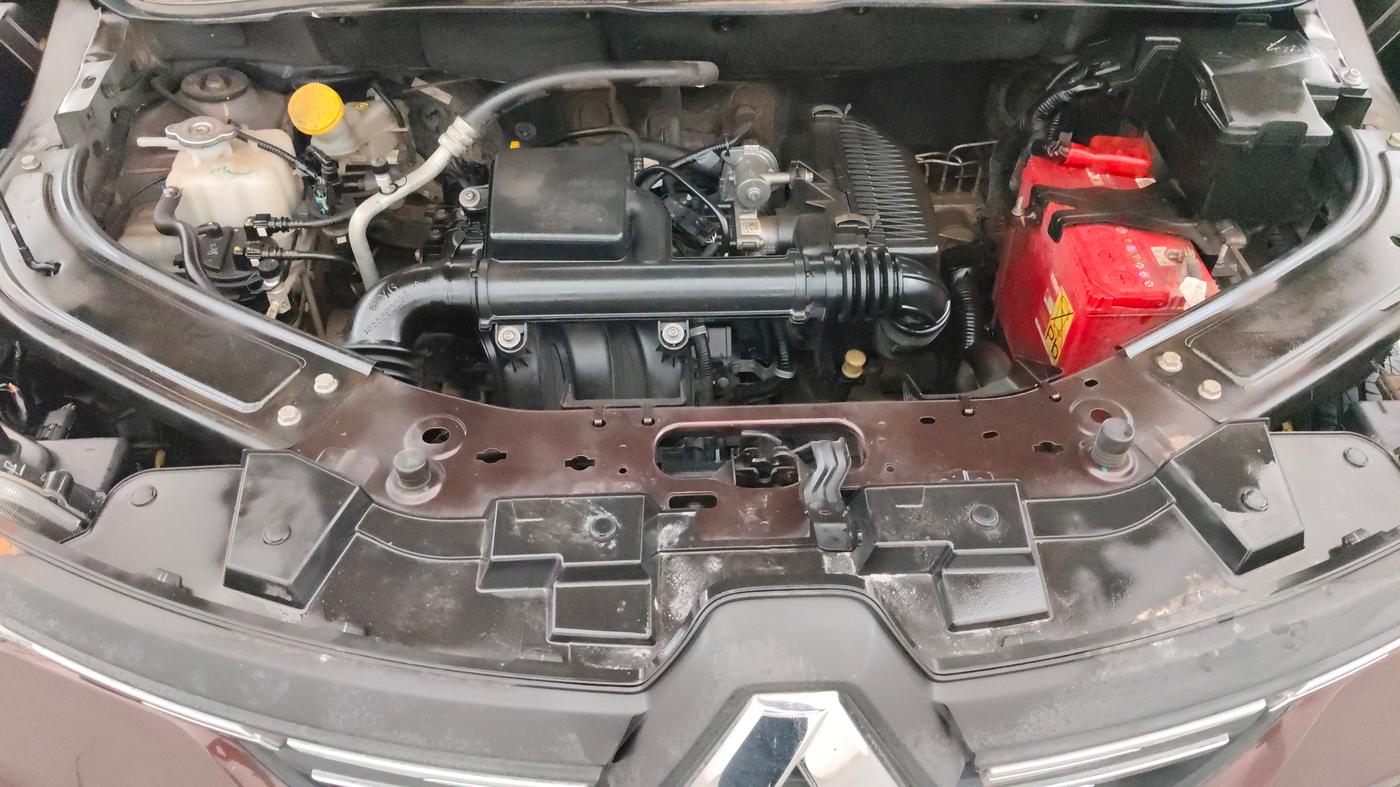2021 Renault Kiger RXT AMT, Petrol, Automatic, 47,054 km, Engine View