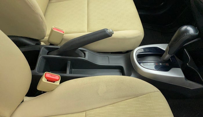 2017 Honda Jazz 1.2L I-VTEC V AT, Petrol, Automatic, 26,680 km, Gear Lever
