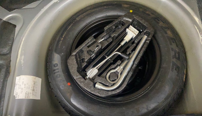 2013 Volkswagen Polo HIGHLINE1.2L, Petrol, Manual, 57,531 km, Spare Tyre