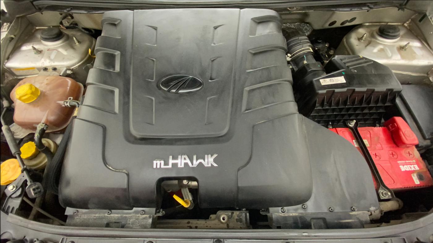 2020 Mahindra XUV500 W7 AT, Diesel, Automatic, 61,852 km, Open Bonet