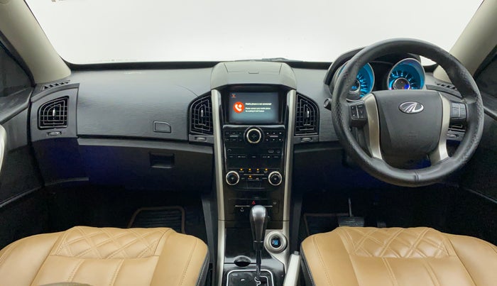 2020 Mahindra XUV500 W7 AT, Diesel, Automatic, 61,852 km, Dashboard