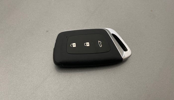 2021 MG HECTOR SHARP 1.5 DCT PETROL, Petrol, Automatic, 19,039 km, Key Close Up