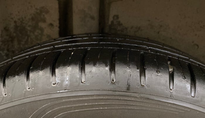 2021 MG HECTOR SHARP 1.5 DCT PETROL, Petrol, Automatic, 19,039 km, Right Rear Tyre Tread