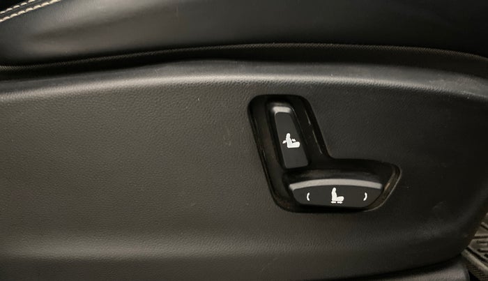 2021 MG HECTOR SHARP 1.5 DCT PETROL, Petrol, Automatic, 19,039 km, Driver Side Adjustment Panel