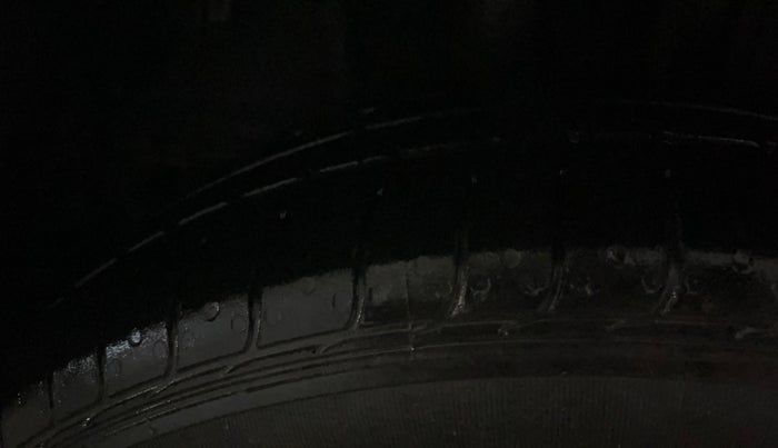 2017 Tata Tiago XZ PETROL, Petrol, Manual, 71,220 km, Right Rear Tyre Tread