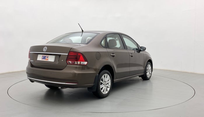 2015 Volkswagen Vento HIGHLINE 1.6 MPI, Petrol, Manual, 86,096 km, Right Back Diagonal