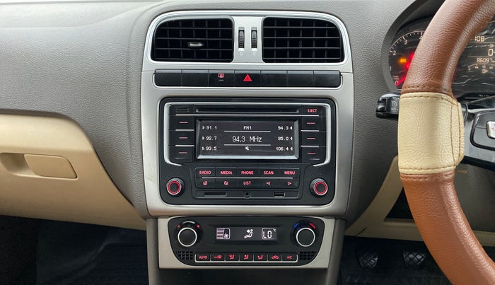 2015 Volkswagen Vento HIGHLINE 1.6 MPI, Petrol, Manual, 86,096 km, Air Conditioner