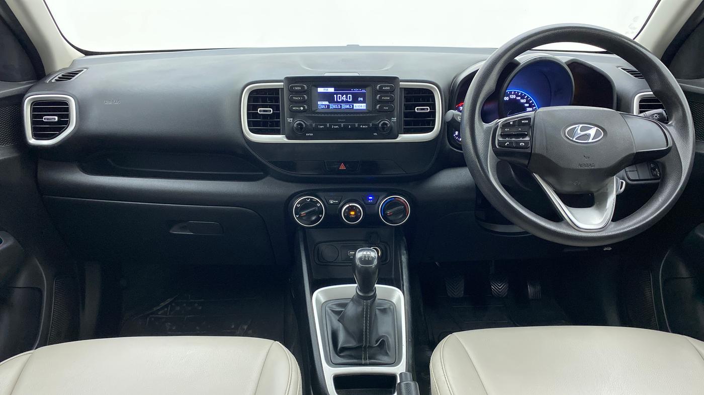 2020 Hyundai VENUE S MT 1.2 KAPPA, Petrol, Manual, 45,835 km, Dashboard