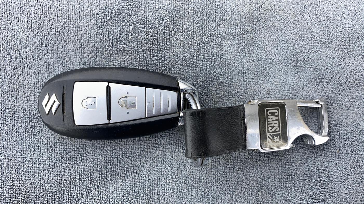 2019 Maruti S Cross DELTA 1.3, Diesel, Manual, 89,916 km, Key Close Up