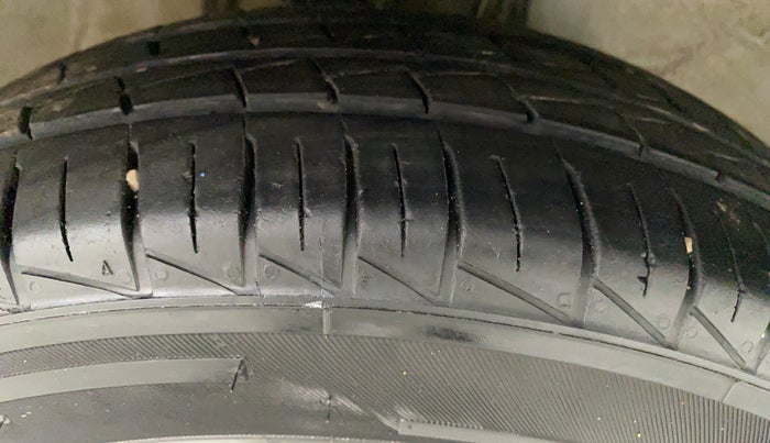2020 Maruti Alto LXI, Petrol, Manual, 8,469 km, Right Front Tyre Tread