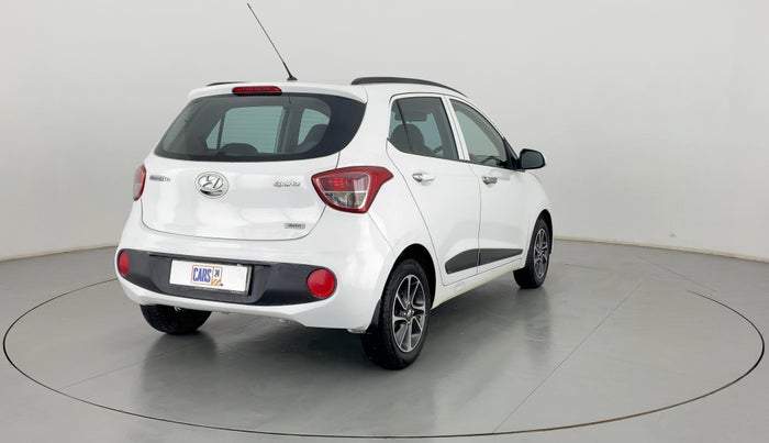 2017 Hyundai Grand i10 SPORTZ (O) AT 1.2 KAPPA VTVT, Petrol, Automatic, 17,028 km, Right Back Diagonal