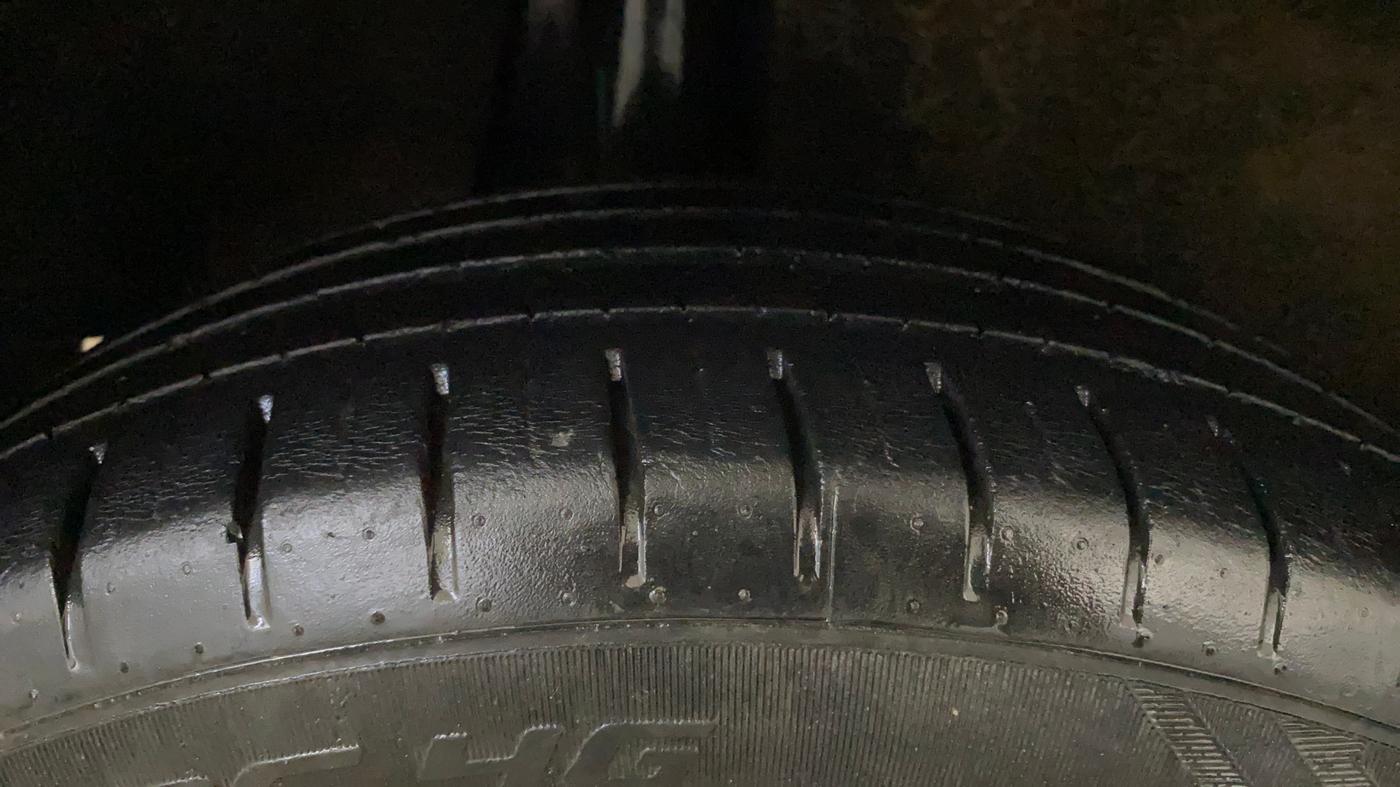2020 Toyota Glanza G, Petrol, Manual, 38,275 km, Right Rear Tyre Tread