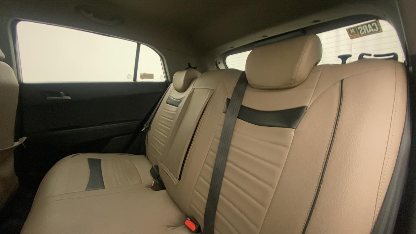 2015 Hyundai Creta SX 1.6 DIESEL, Diesel, Manual, 62,117 km, Right Side Rear Door Cabin
