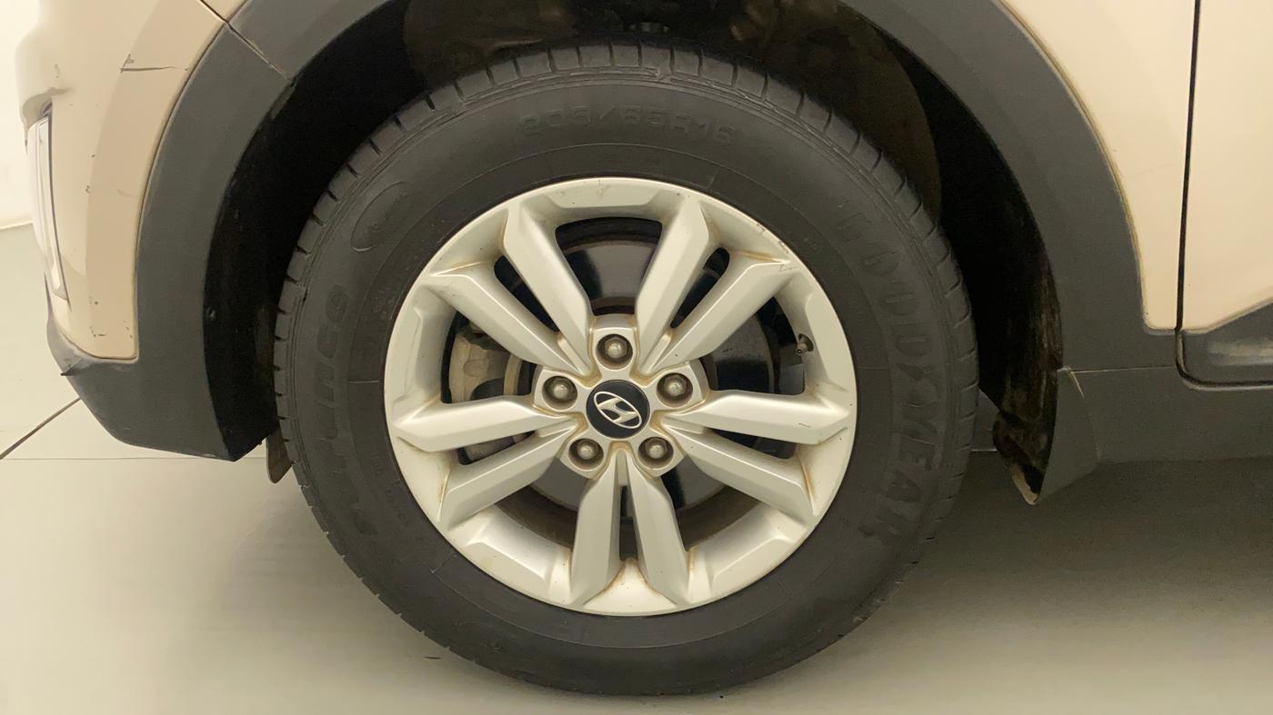 2015 Hyundai Creta SX 1.6 DIESEL, Diesel, Manual, 62,117 km, Left Front Wheel