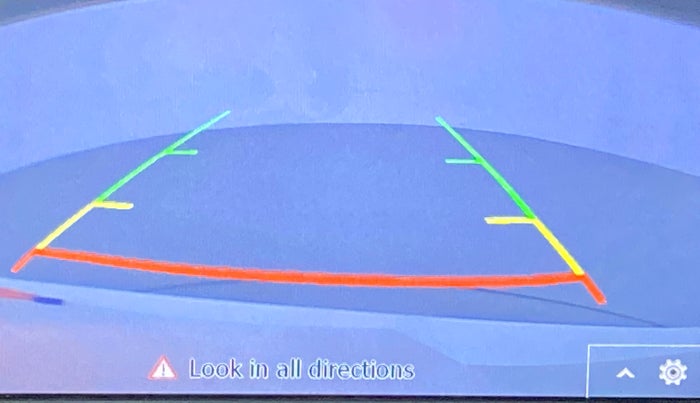 2016 Renault Duster RXZ AMT 110 PS, Diesel, Automatic, 1,04,769 km, Parking Camera