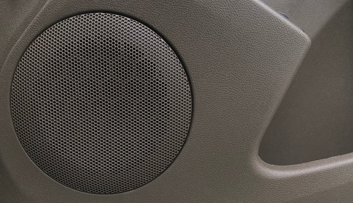 2016 Renault Duster RXZ AMT 110 PS, Diesel, Automatic, 1,04,769 km, Speaker