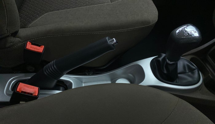 2016 Renault Duster RXZ AMT 110 PS, Diesel, Automatic, 1,04,769 km, Gear Lever