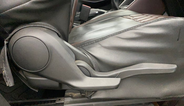 2023 Maruti Grand Vitara DELTA SMART HYBRID, Petrol, Manual, 43,203 km, Driver Side Adjustment Panel