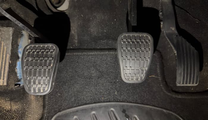 2020 Tata NEXON XM SUNROOF PETROL, Petrol, Manual, 84,939 km, Pedals