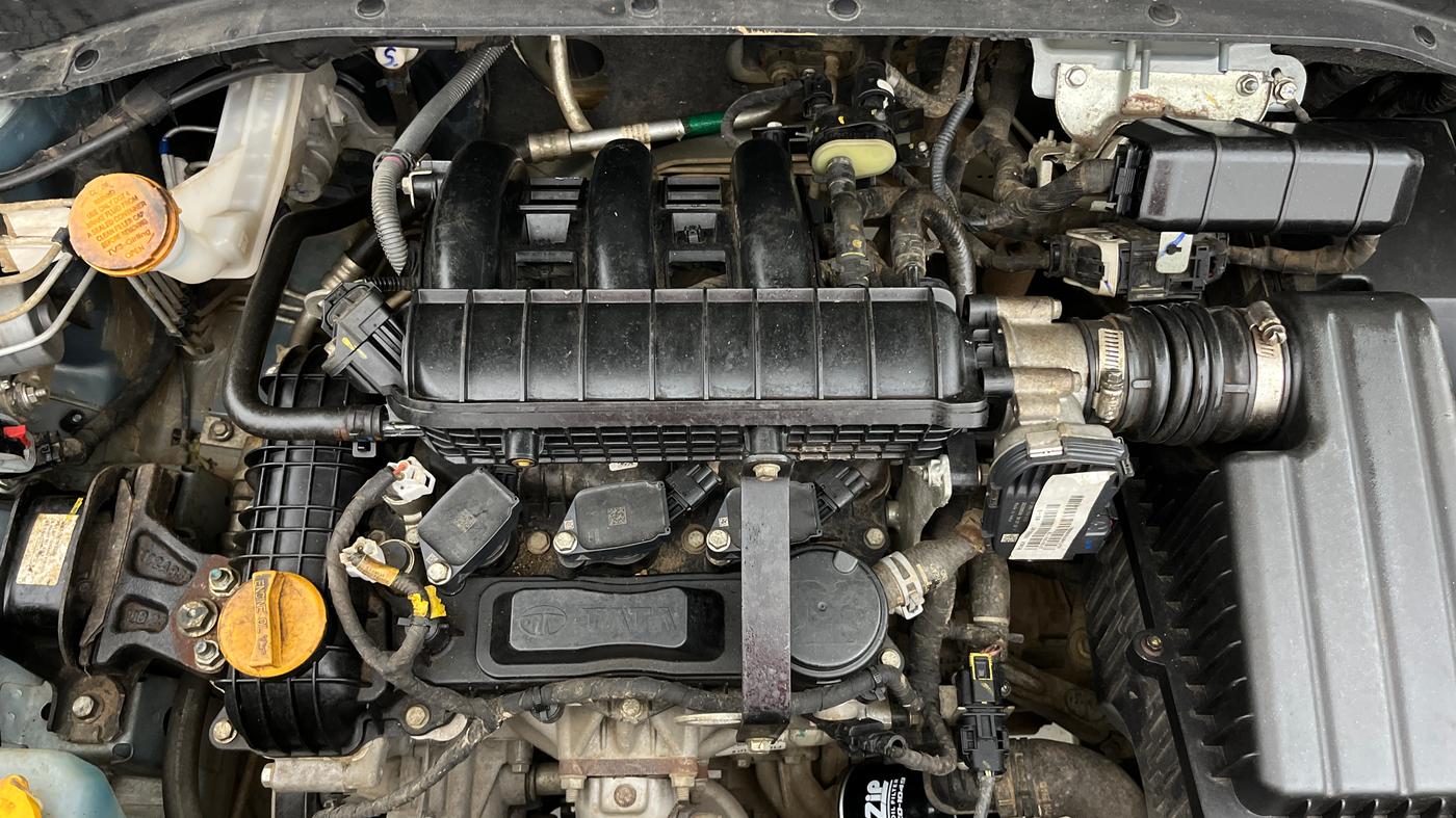 2023 Tata PUNCH ADVENTURE RHYTHM PACK MT, Petrol, Manual, 65,645 km, Engine View