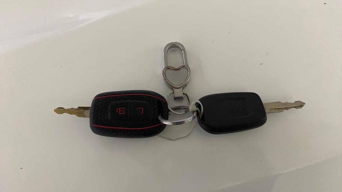 2022 Renault Kwid CLIMBER 1.0 AMT Dual Tone , Petrol, Automatic, 61,058 km, Key Close Up