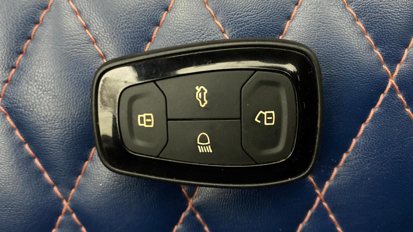 2020 Tata NEXON XZA PLUS SUNROOF PETROL, Petrol, Automatic, 44,718 km, Key Close Up