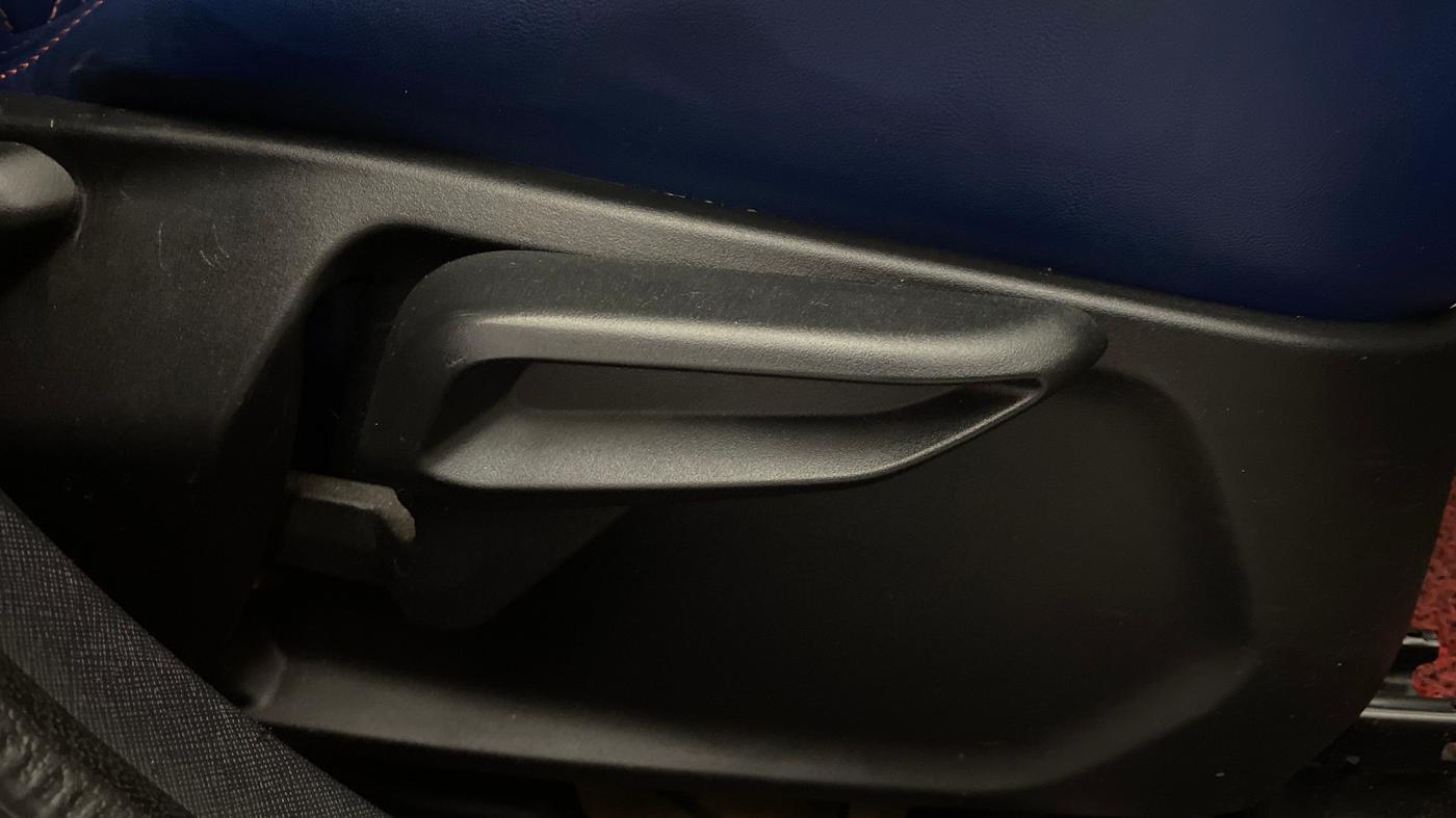 2020 Tata NEXON XZA PLUS SUNROOF PETROL, Petrol, Automatic, 44,718 km, Driver Side Adjustment Panel