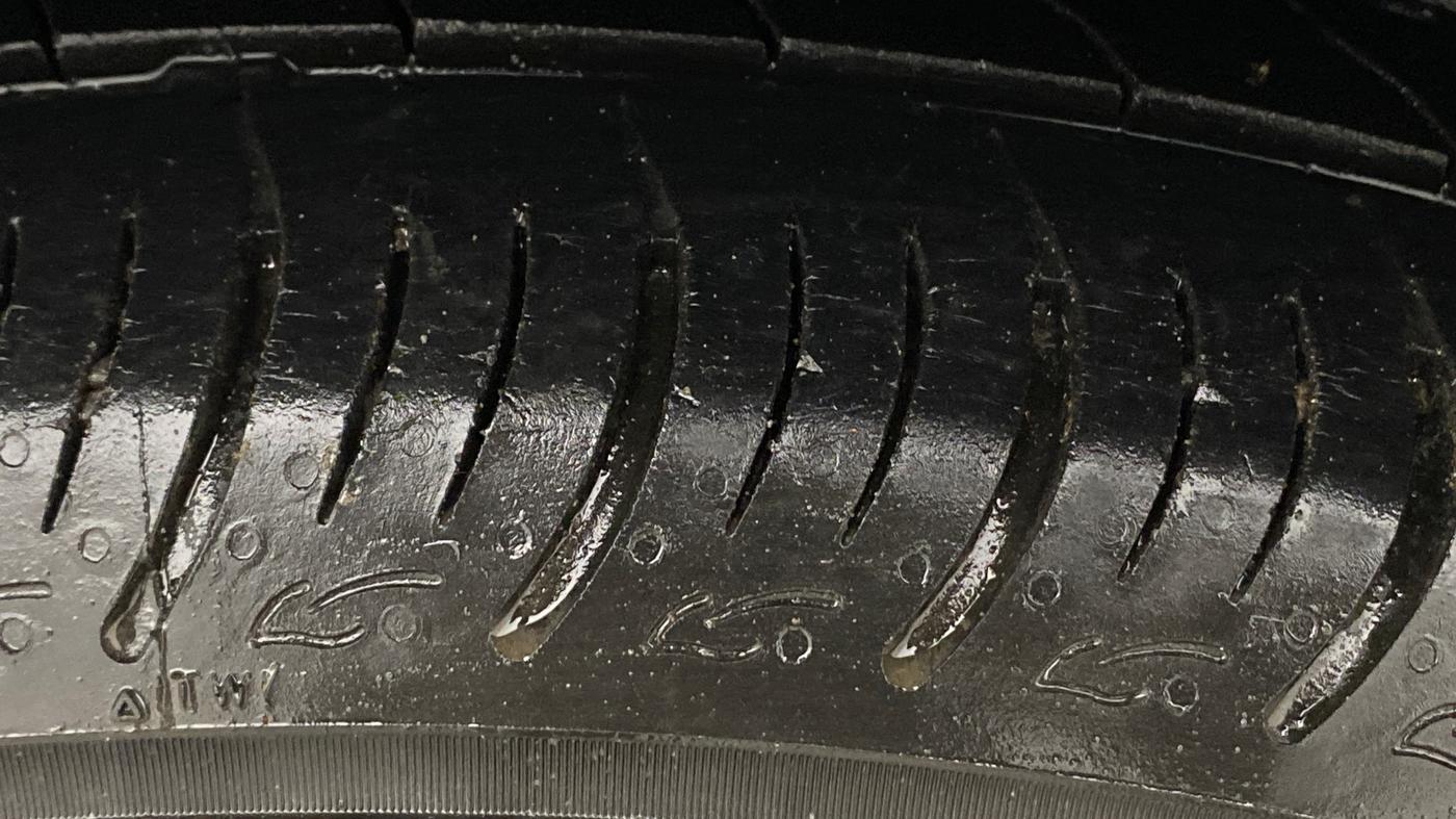 2018 Maruti Baleno DELTA CVT PETROL 1.2, Petrol, Automatic, 1,39,085 km, Right Rear Tyre Tread