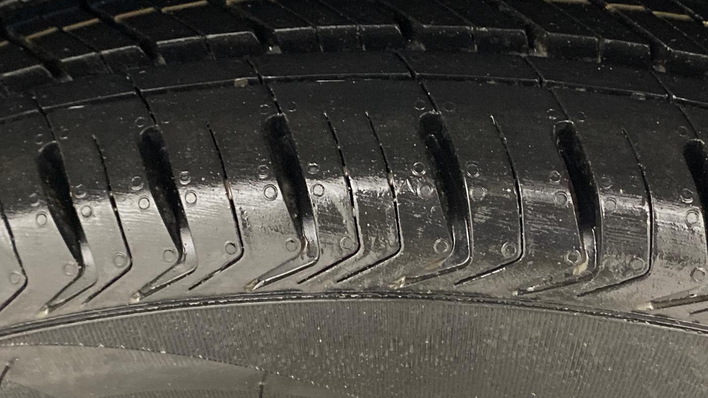 2018 Maruti Baleno DELTA CVT PETROL 1.2, Petrol, Automatic, 1,39,085 km, Left Rear Tyre Tread