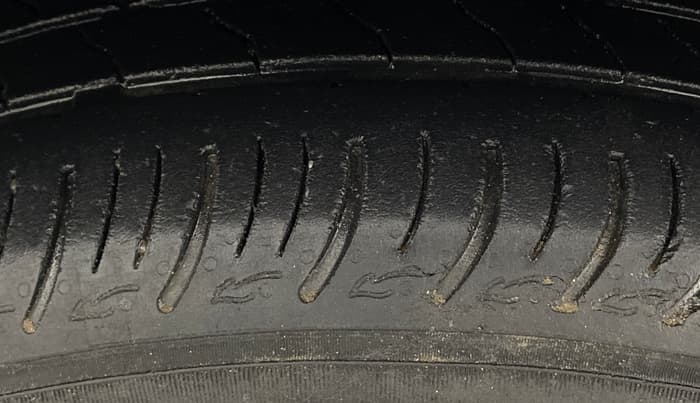 2018 Maruti Baleno DELTA CVT PETROL 1.2, Petrol, Automatic, 1,39,085 km, Left Front Tyre Tread