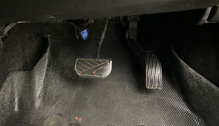 2018 Maruti Baleno DELTA CVT PETROL 1.2, Petrol, Automatic, 1,39,085 km, Pedals