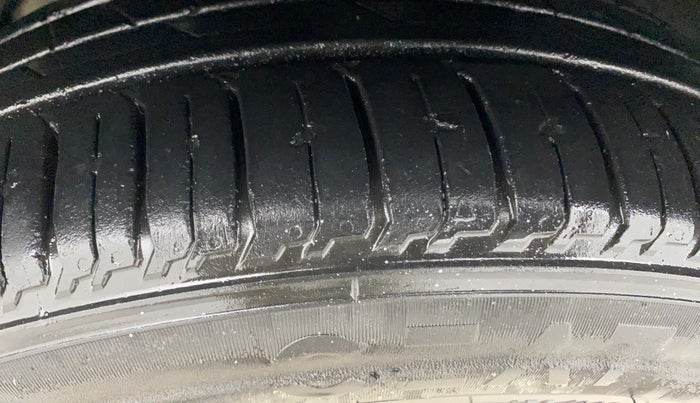 2021 Tata Tiago XZ PLUS PETROL, Petrol, Manual, 21,789 km, Left Front Tyre Tread